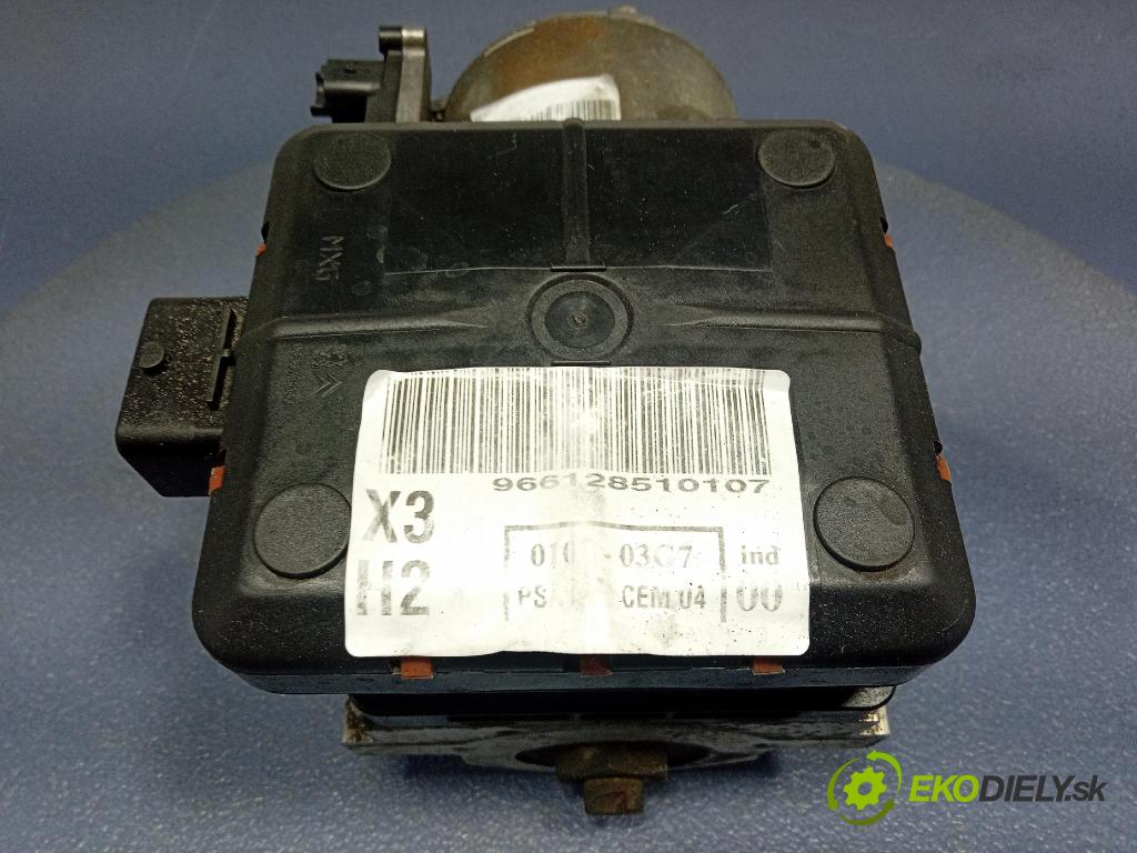 Citroen C5 2007 Kompresor Vzduch: 9636716080