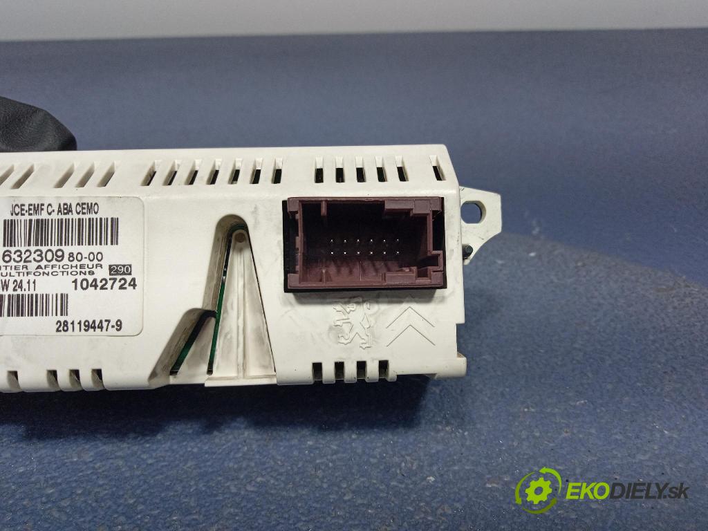 Citroen C5 2007 displej Radio / GPS 9663230980