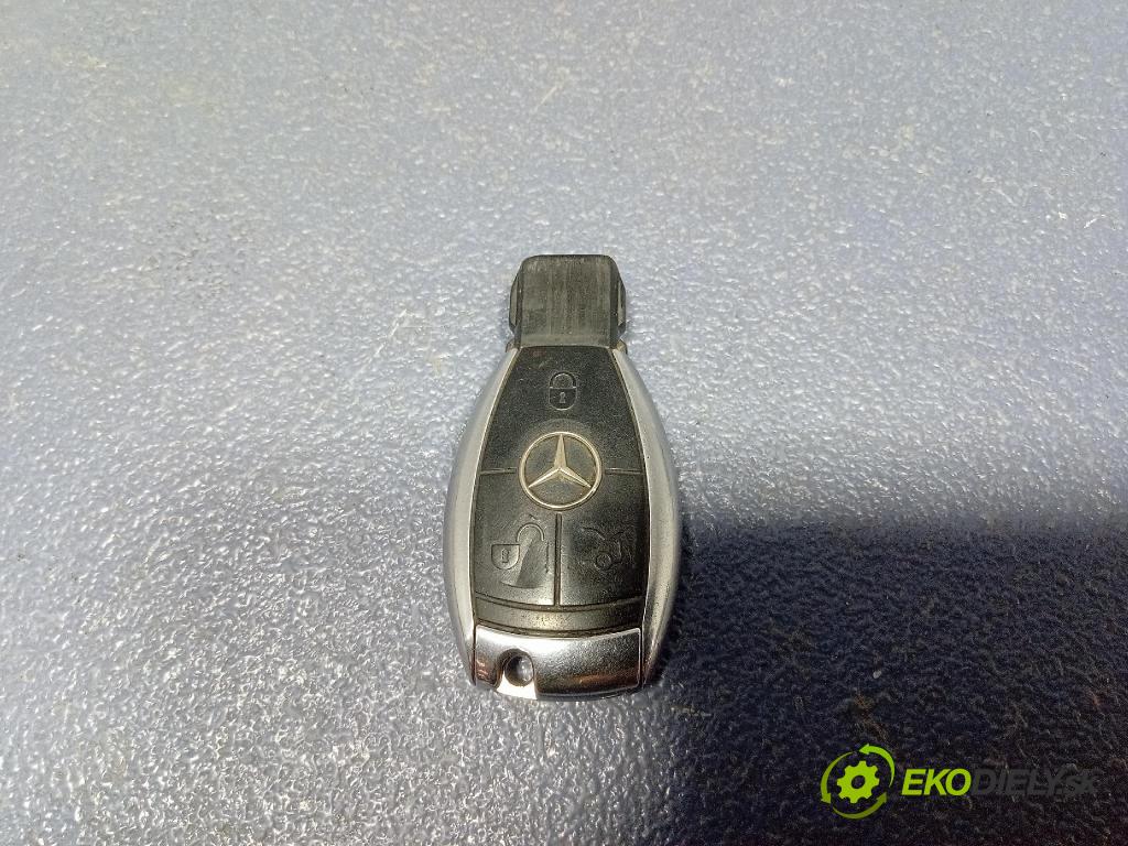 Mercedes C-klasa 2000 Spínač zapalování. 2035450108