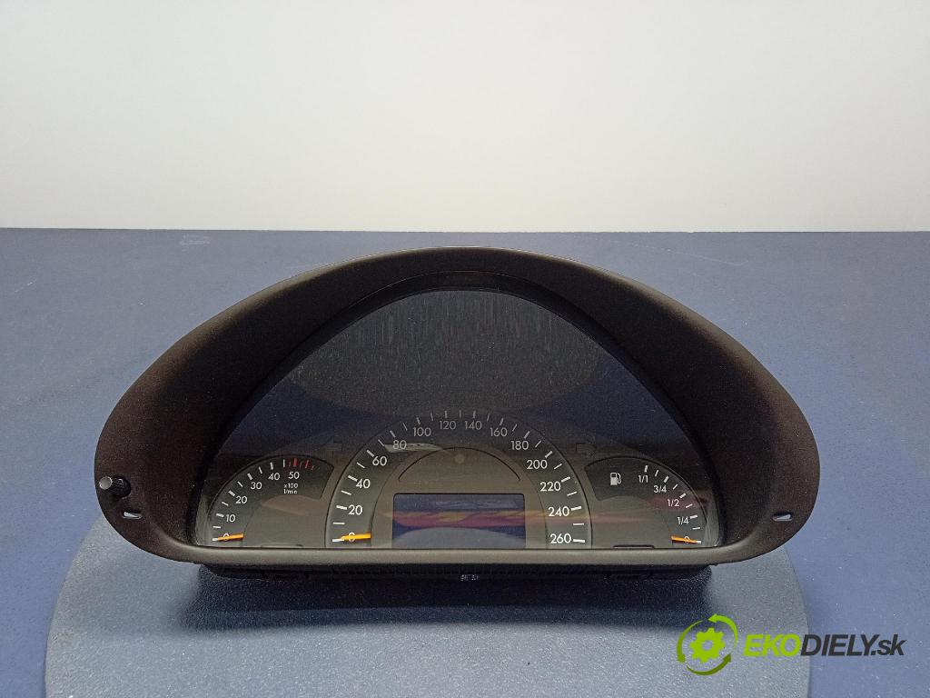 Mercedes C-klasa 2000 Přístrojová deska A2035401311