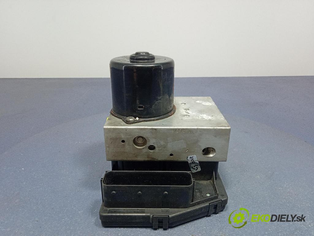Mercedes C-klasa 2000 čerpadlo ABS x A0044310512