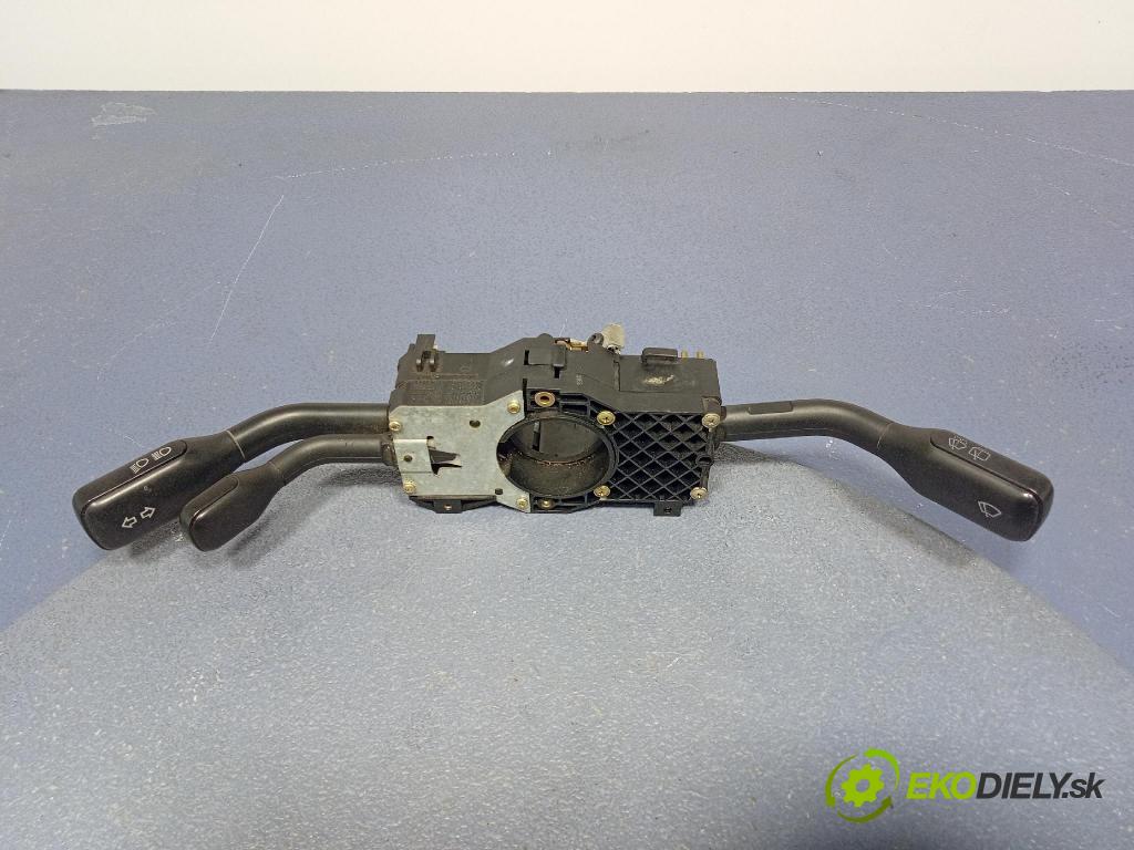 Audi A6 1996 Přepínač Komplex: 4D0953513