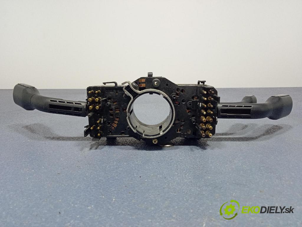Audi A6 1996 Přepínač Komplex: 4D0953513
