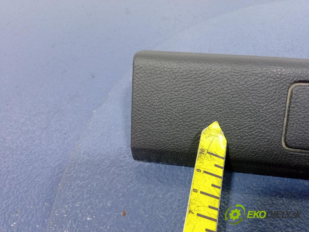 Ford Mondeo 2019 kryt Plast: Interiéry: DS73-F13201-DDW