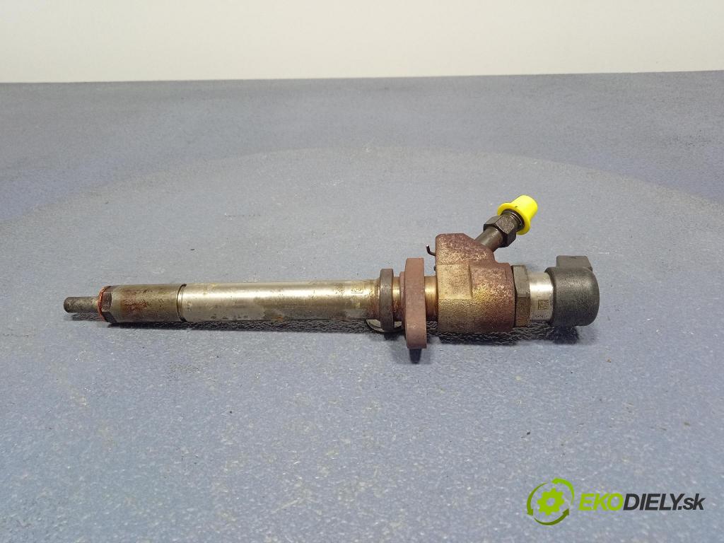 Citroen C4 picasso 2007 vstřikovač 9658194180