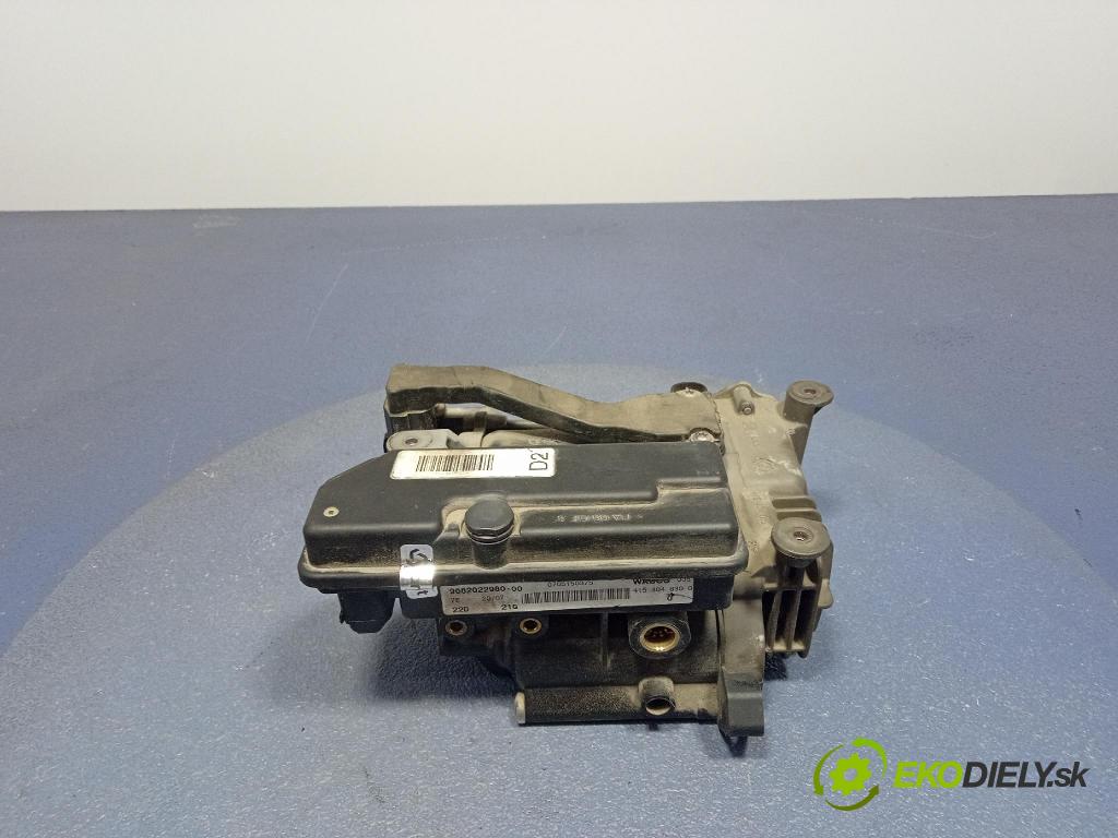 Citroen C4 picasso 2007 Kompresor Vzduch: 9682022980