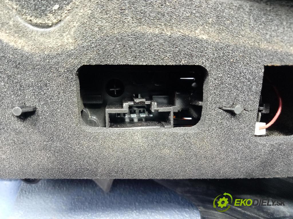 Renault Modus 2004 Airbag: Záclona: x 8200476047