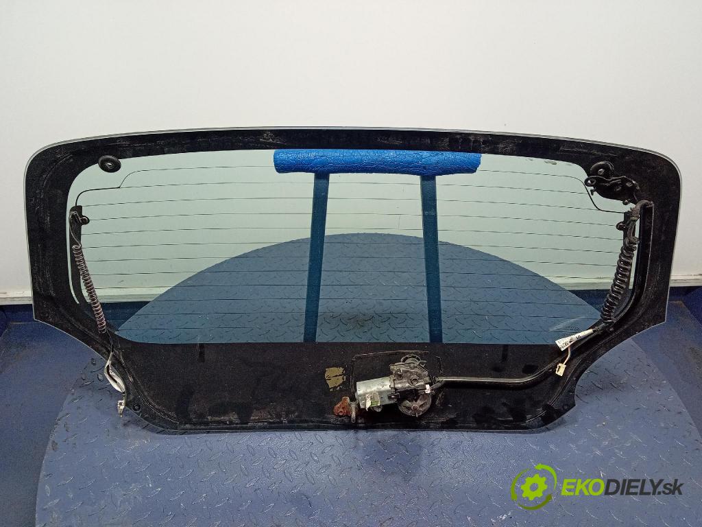 Toyota Aygo 2005 zadní dveře kufra: kufr