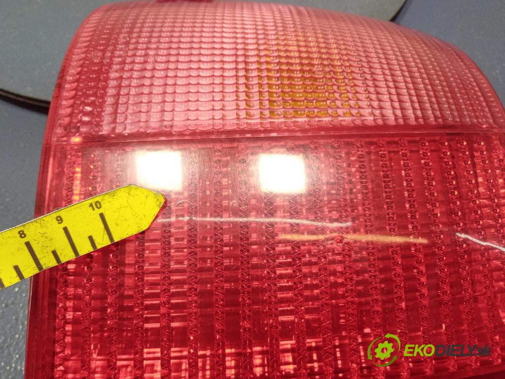 Audi A6 1996 světlo Zad: levá Mimo: 4A9945095