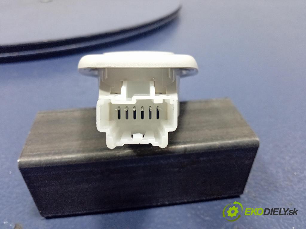 Ford Mondeo 2019 Lampy Uvnitř DS7A-13776-BF3AM