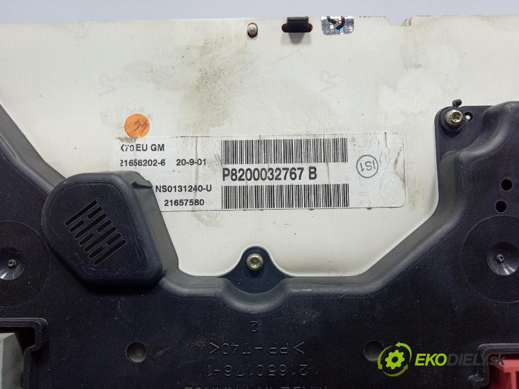 Opel Movano 2001 prístrojovka/ budíky 8200032767