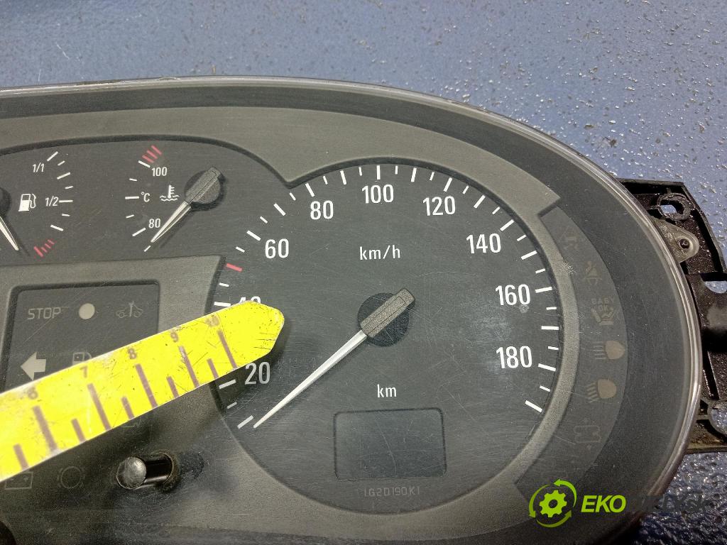Opel Movano 2001 prístrojovka/ budíky 8200032767