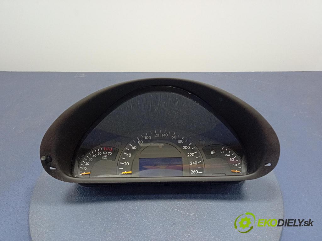 Mercedes C-klasa 2002 prístrojovka/ budíky A2035407611