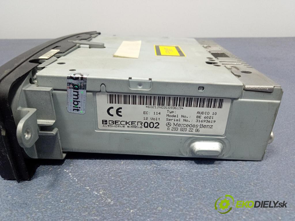 Mercedes C-klasa 2002 Radio I Navigácia: A2038202286