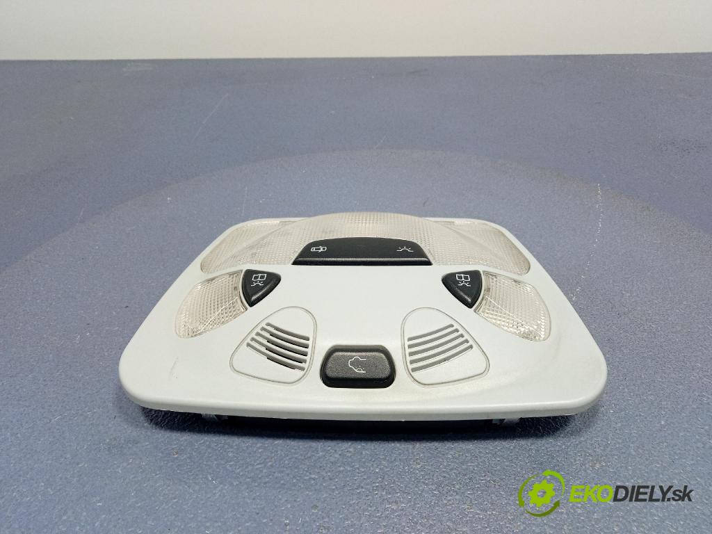 Mercedes C-klasa 2002 Svietidlá: Vnútri: A2038202301