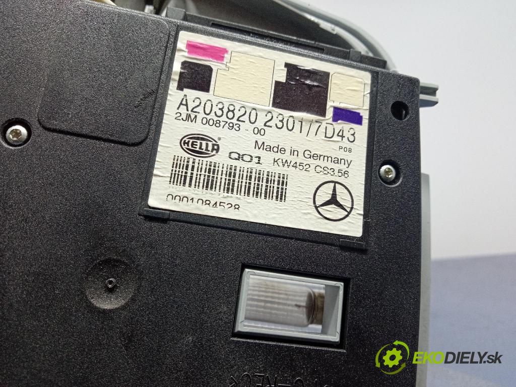 Mercedes C-klasa 2002 Svietidlá: Vnútri: A2038202301