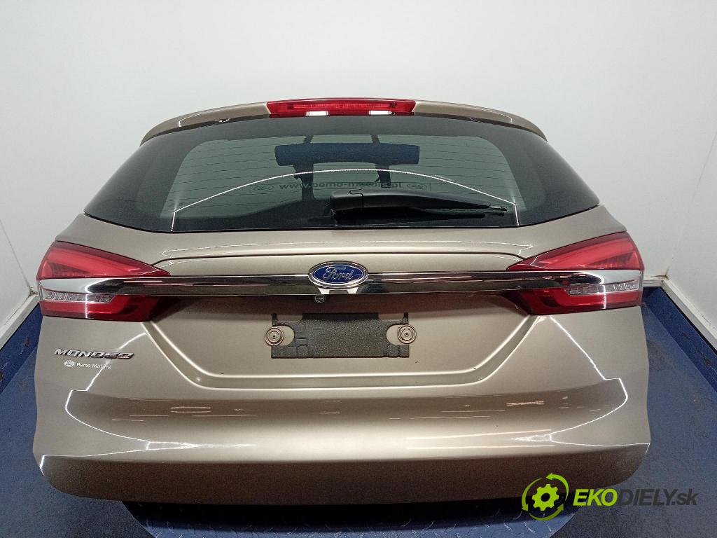 Ford Mondeo 2019 zadní dveře kufra: kufr