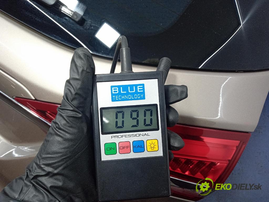 Ford Mondeo 2019 zadní dveře kufra: kufr