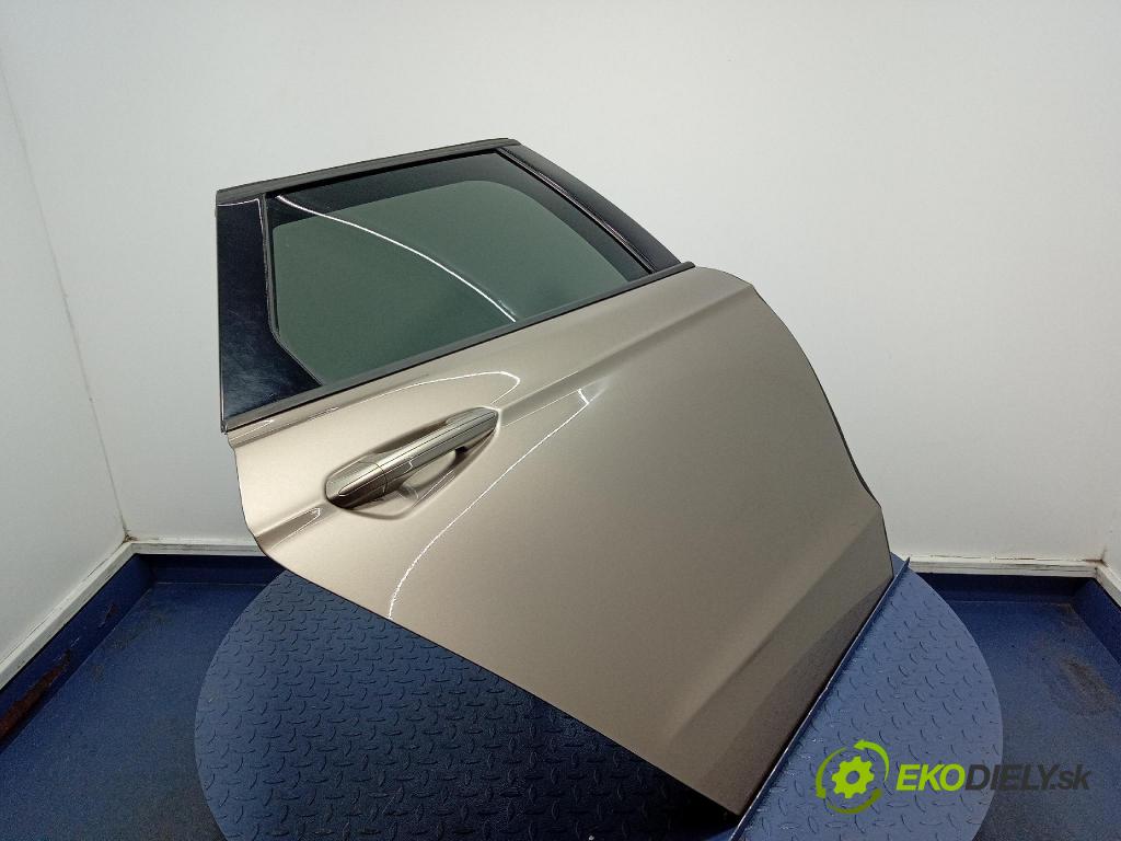 Ford Mondeo 2019 dveře Zad: prave