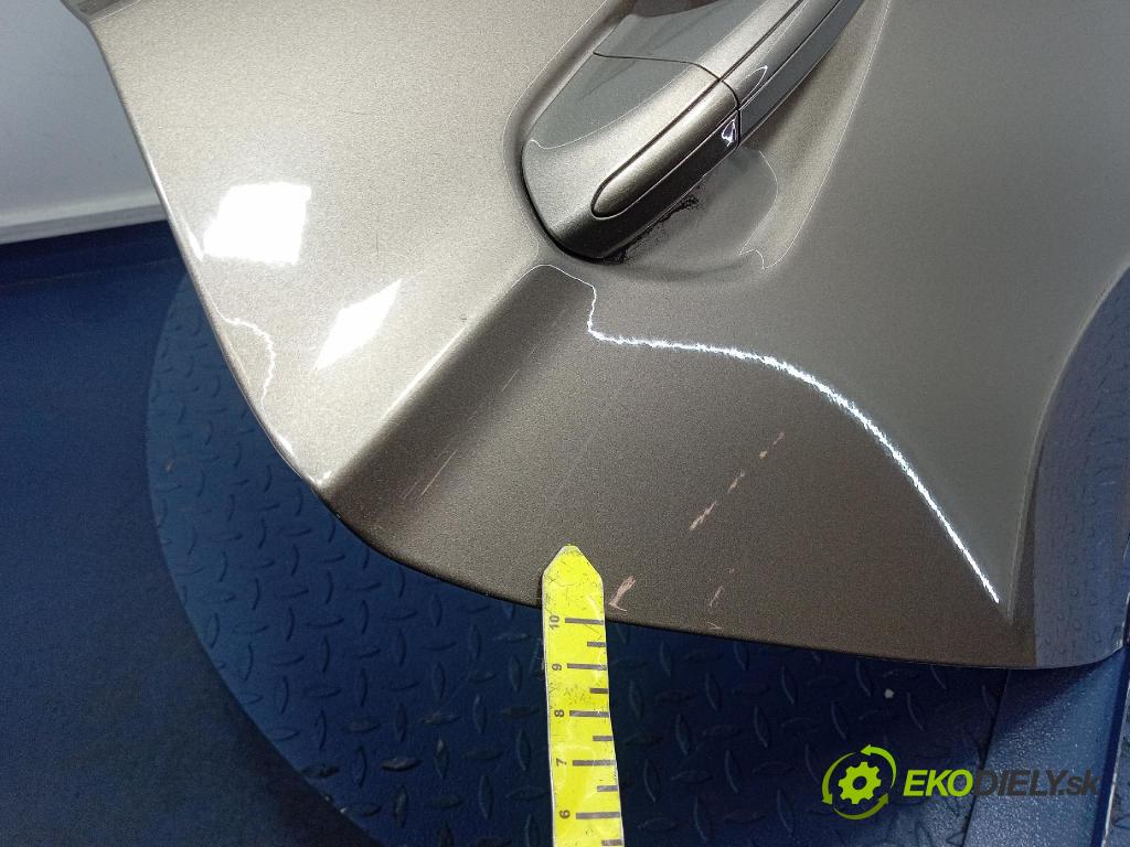Ford Mondeo 2019 dveře Zad: prave