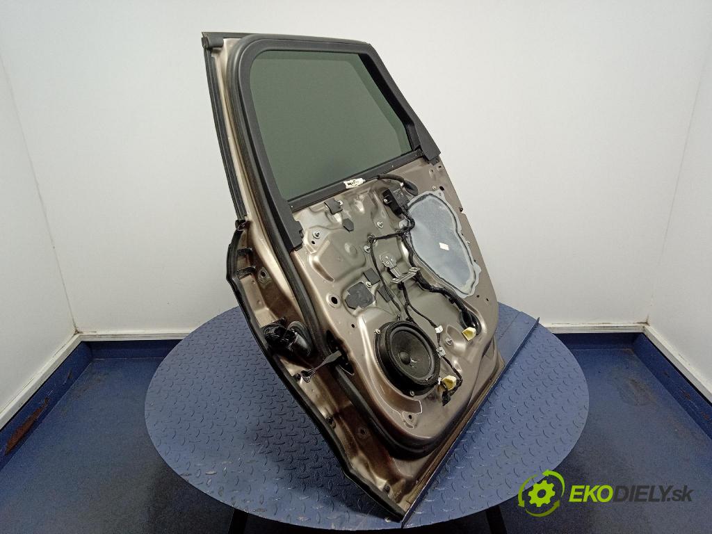 Ford Mondeo 2019 dveře Zad: prave 