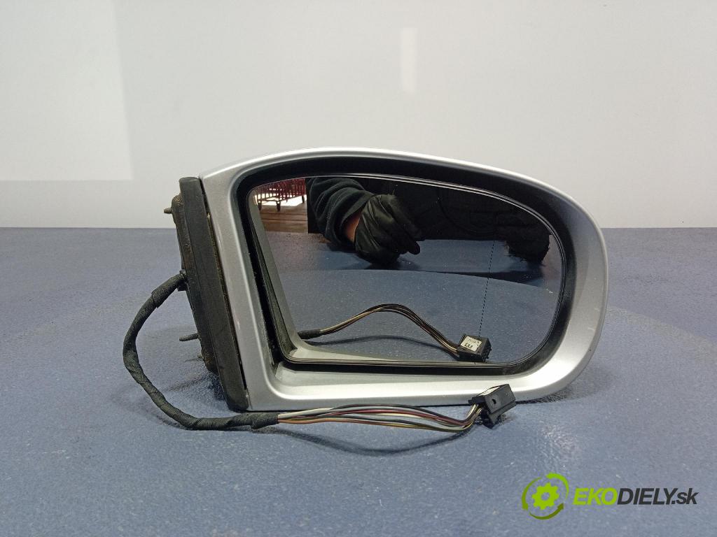 Mercedes C-klasa 2002 zrkadlo pravé