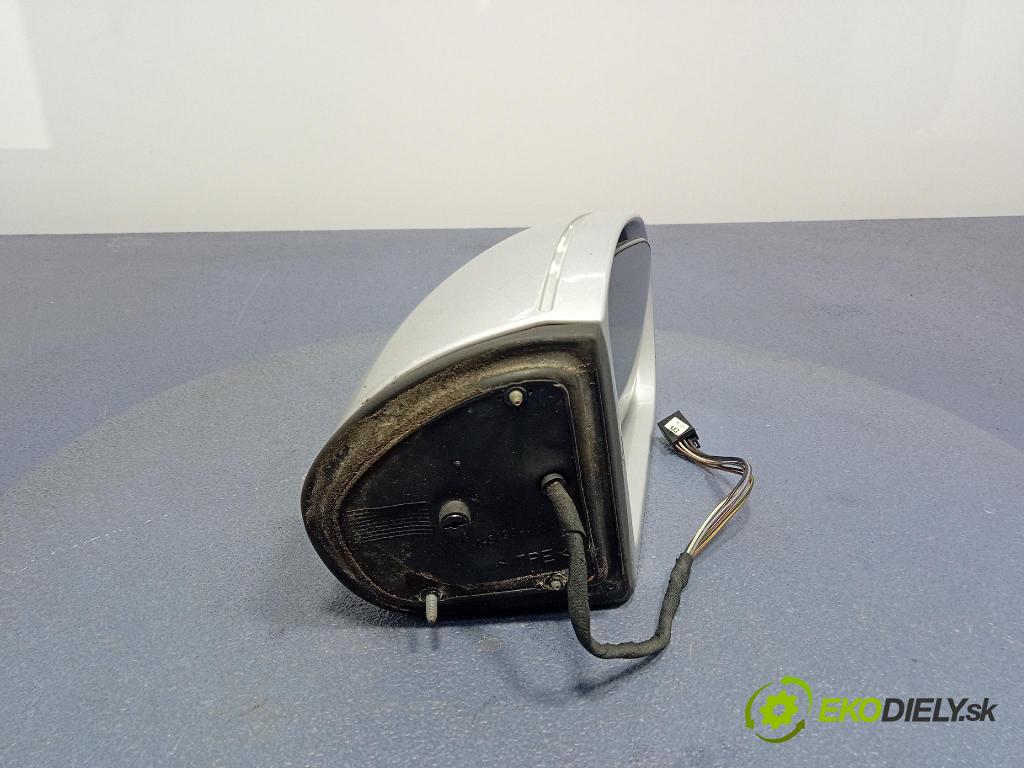Mercedes C-klasa 2002 zrkadlo pravé