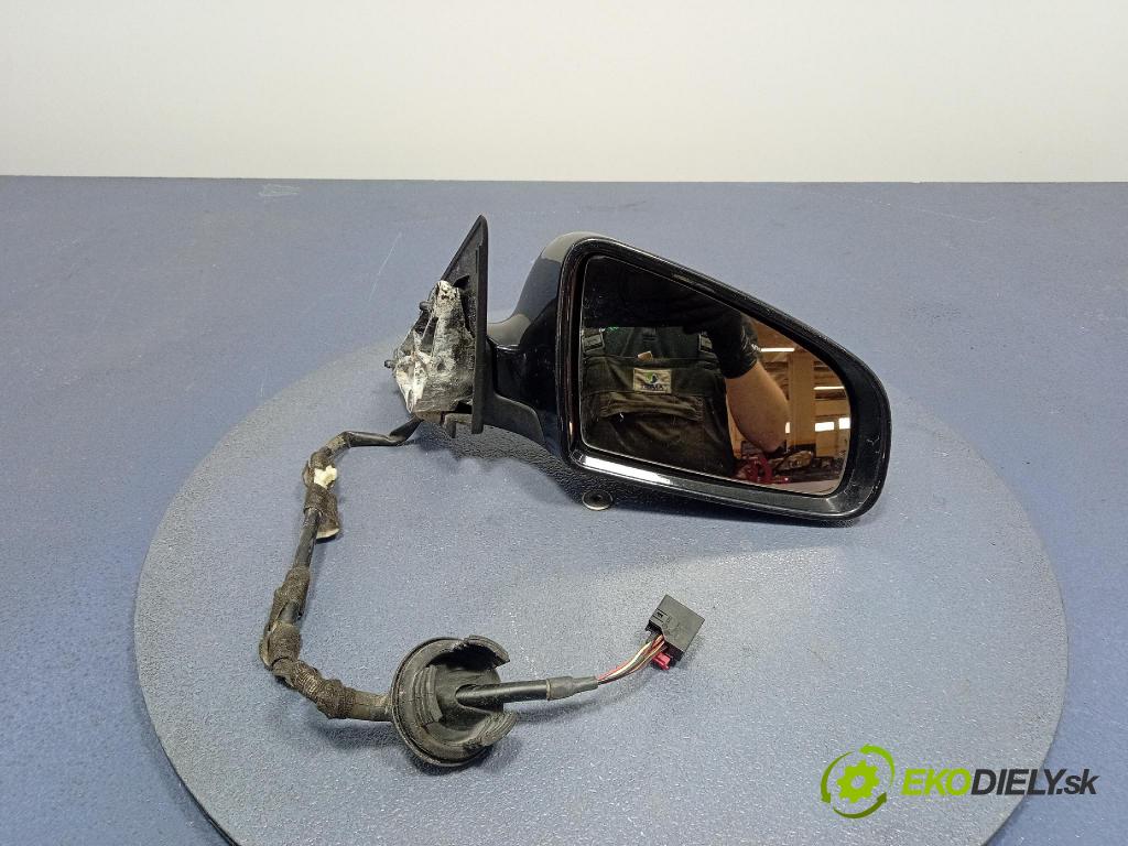 Audi A3 2003 zrkadlo pravé