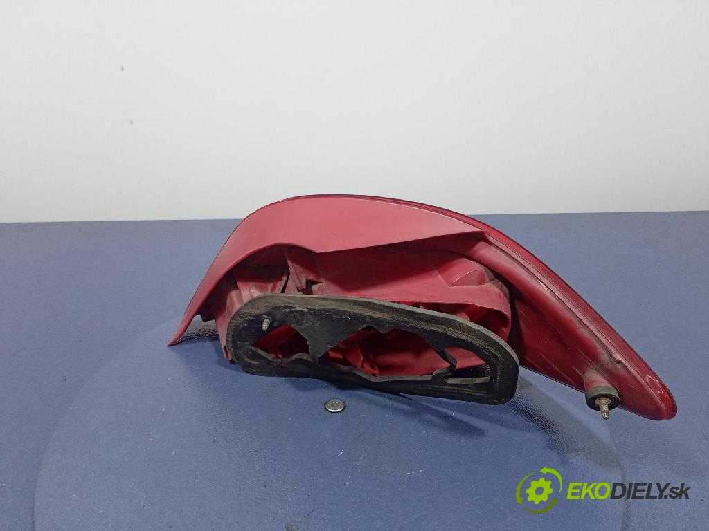 Peugeot 307 2007 světlo Zad: levá Mimo: