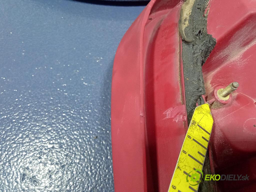 Nissan Micra 2000 světlo Zad: levá Mimo: 265551F