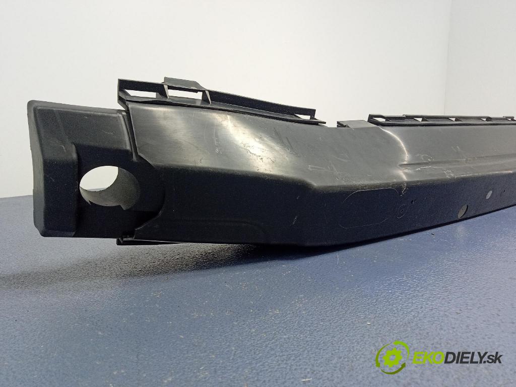 Volvo C30 2009 výztuha narazník před 30655492