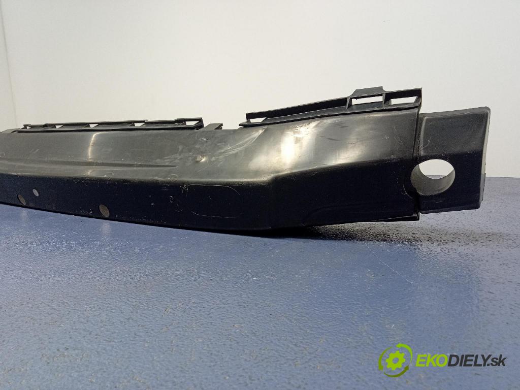 Volvo C30 2009 výztuha narazník před 30655492