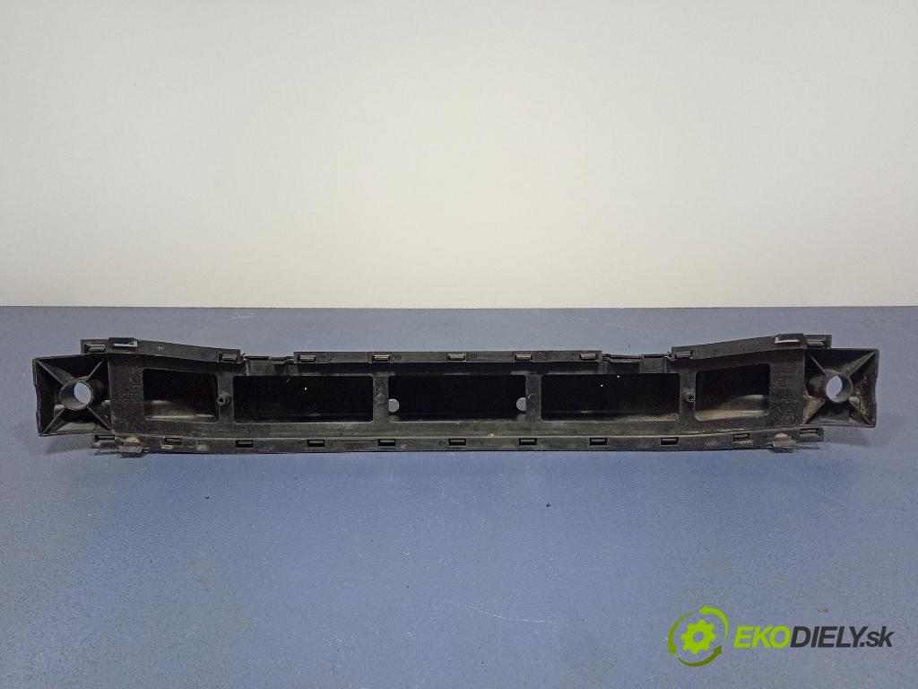 Volvo C30 2009 výztuha narazník před 30655492