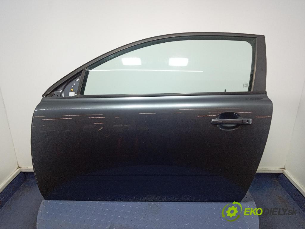 Volvo C30 2009 dveře před Vlevo, odjet: