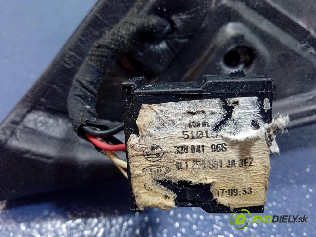 Audi A3 2003 zpětné zrcátko Vlevo, odjet: