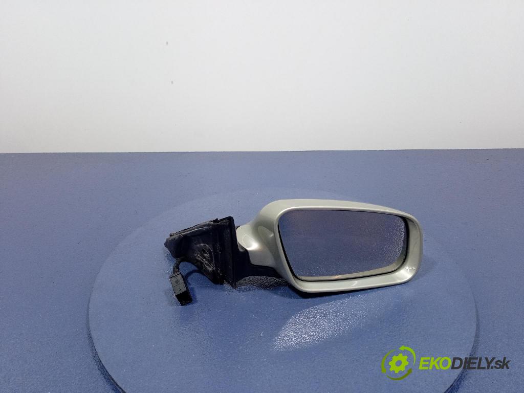 Audi A3 2003 zpětné zrcátko prave