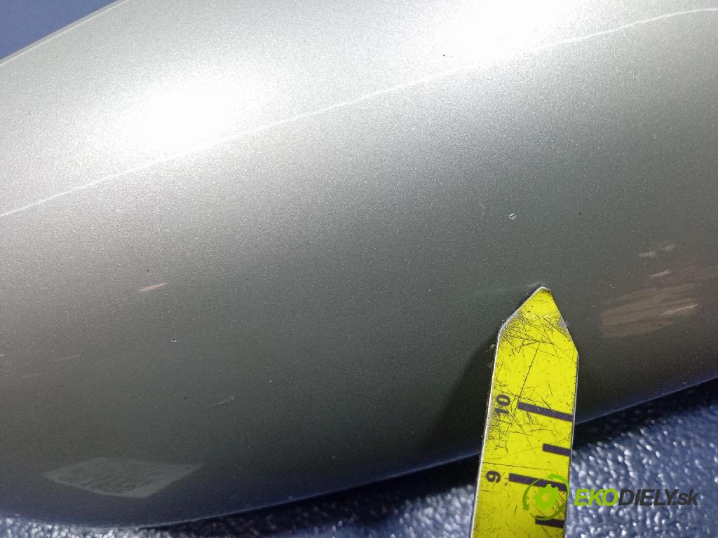 Audi A3 2003 zpětné zrcátko prave