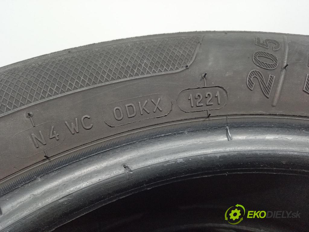 Volvo S70/V70 2001 pneumatika Leto: 3528706831959