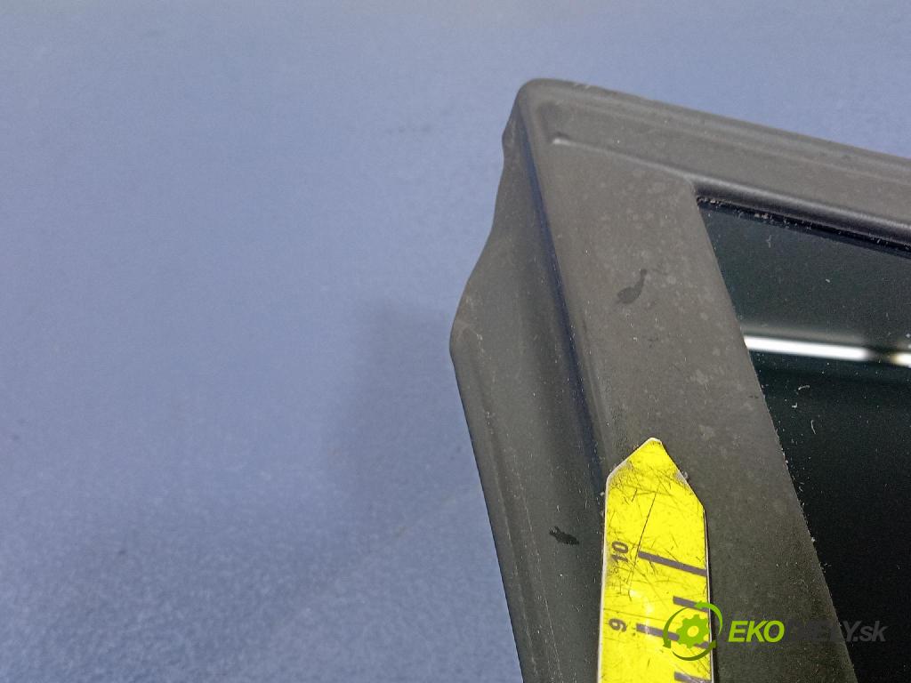 Audi A3 2003 sklo Karoséria: zad