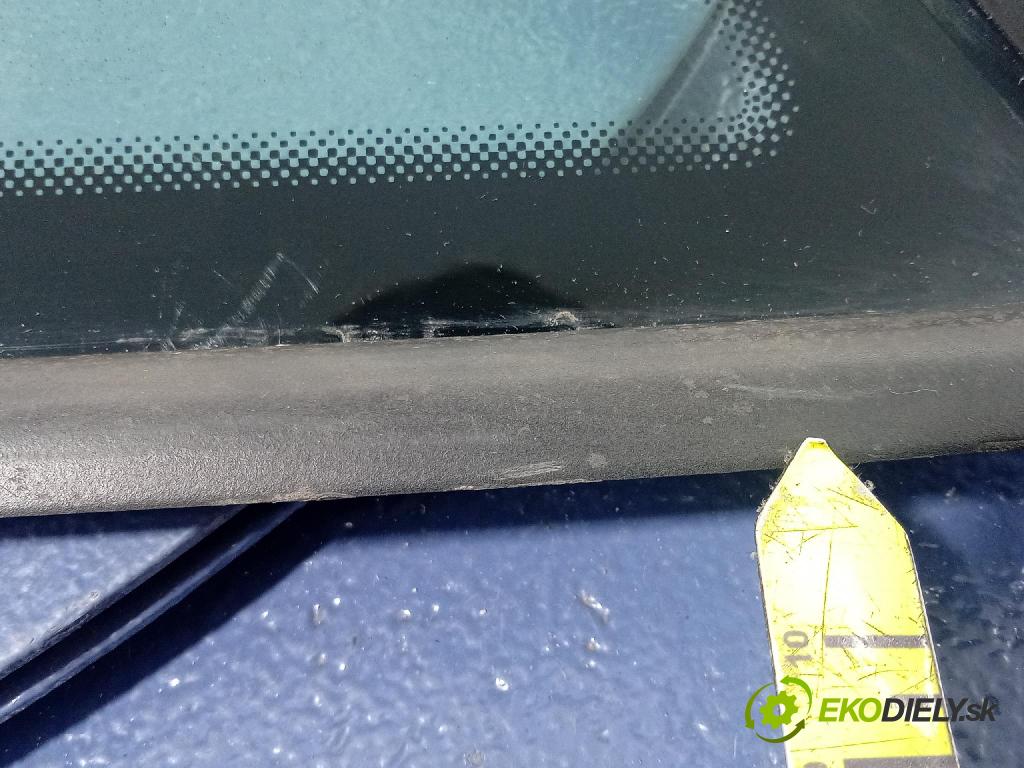 Audi A3 2003 sklo Karoséria: zad