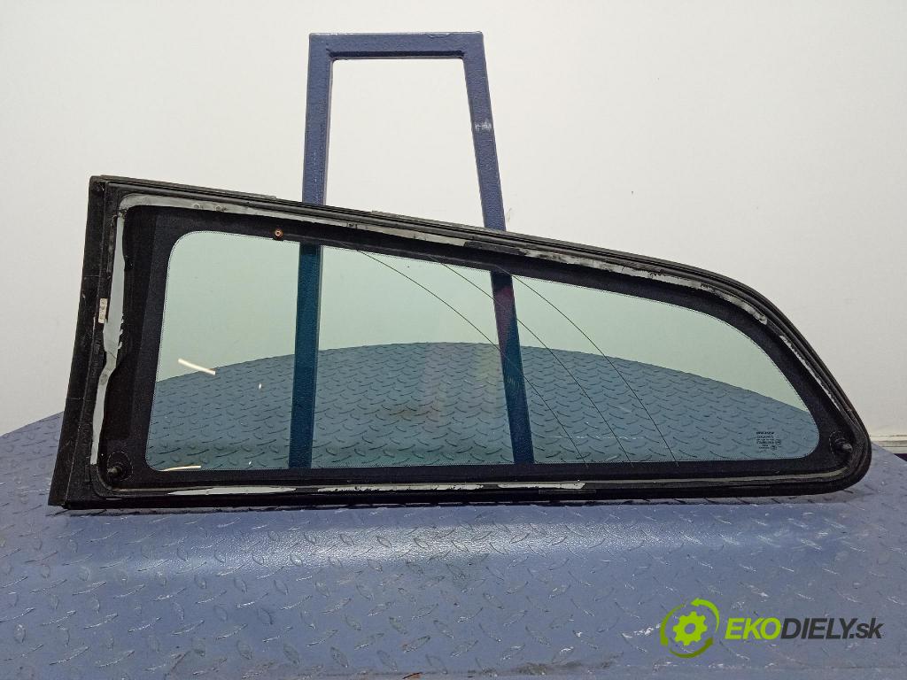 Volvo C30 2009 sklo Karosérie: Zad: