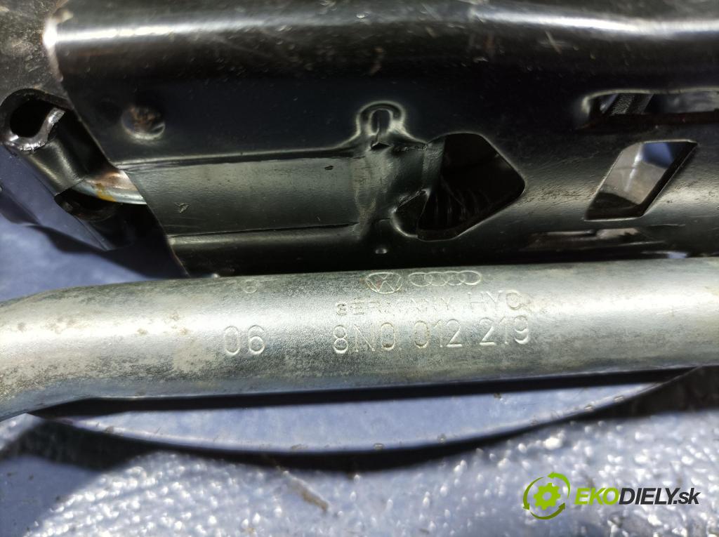 Audi A3 2010 Kôš kola: Rezervný: 8P0012109G