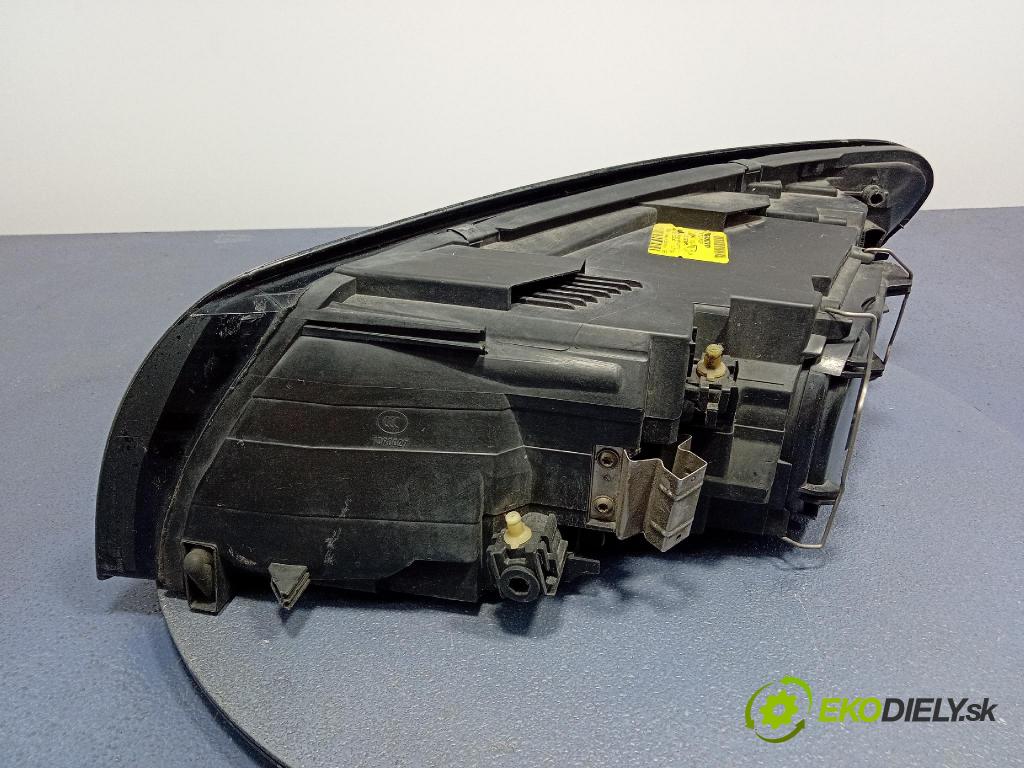 Volvo C30 2009 Reflektor: v pravo: 31214538