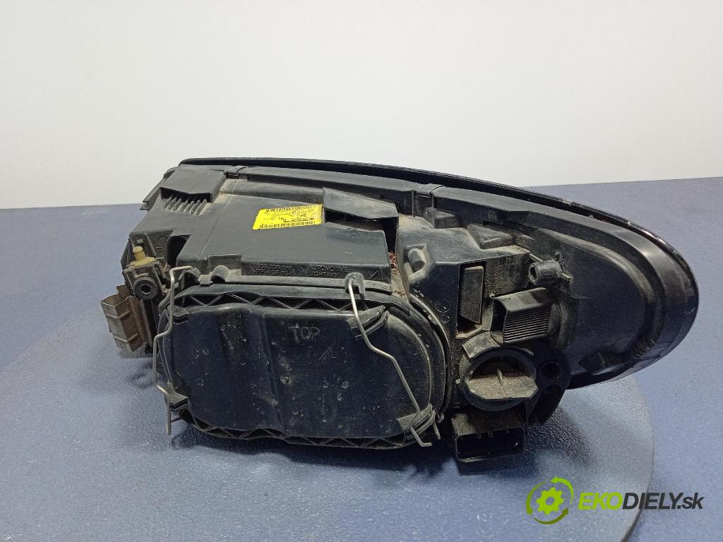 Volvo C30 2009 Reflektor: v pravo: 31214538
