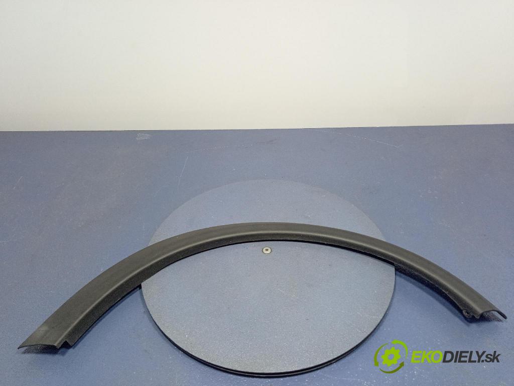 Volvo C30 2009 lišta Dekoratívne: 30744044
