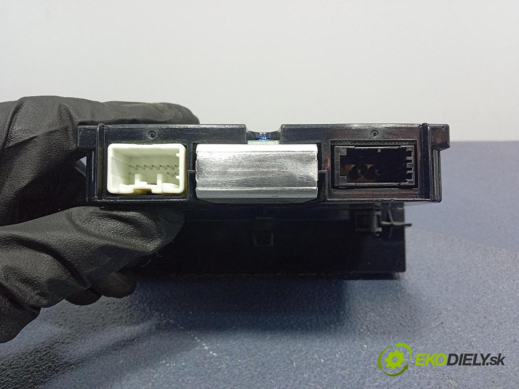 Volvo C30 2009 Zobrazit: Rádio: / GPS 31268055
