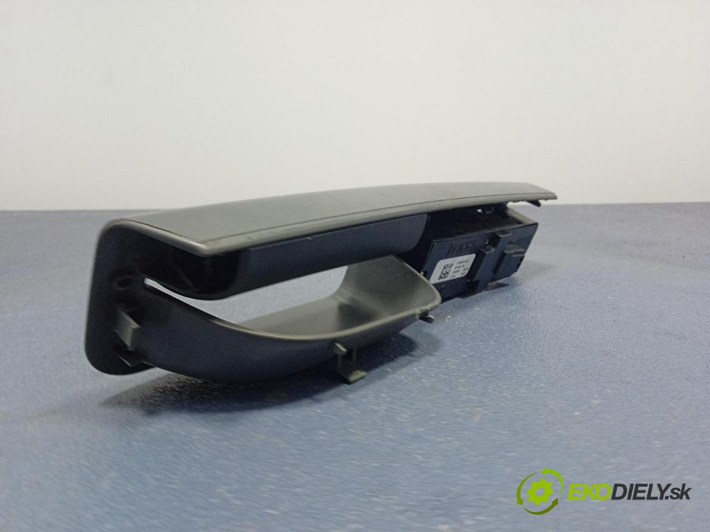 Volvo C30 2009 prepínač Okná: 31295124