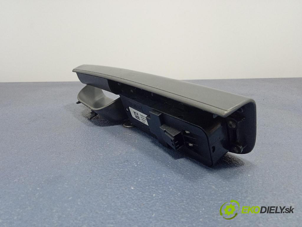 Volvo C30 2009 prepínač Okná: 31295124