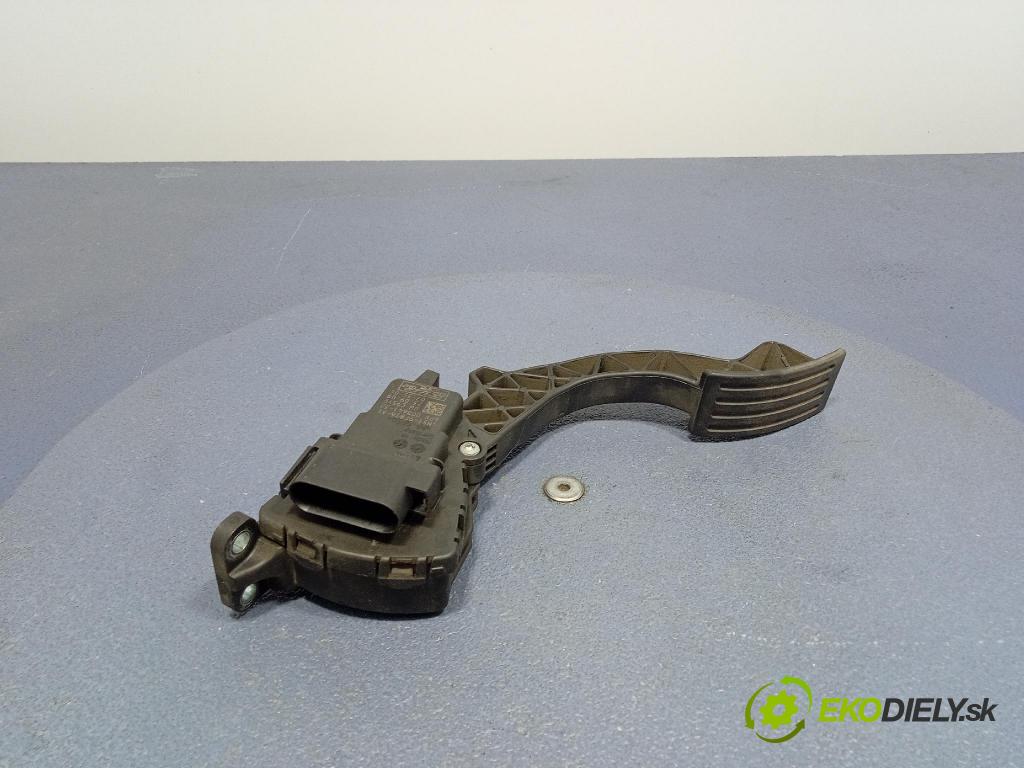 Volvo C30 2009 pedal Plyn: 4M51-9F836-AK
