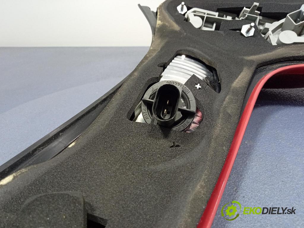 Volvo C30 2009 svetlo / reflektor zad Prava: Vonkajsia: 27710205